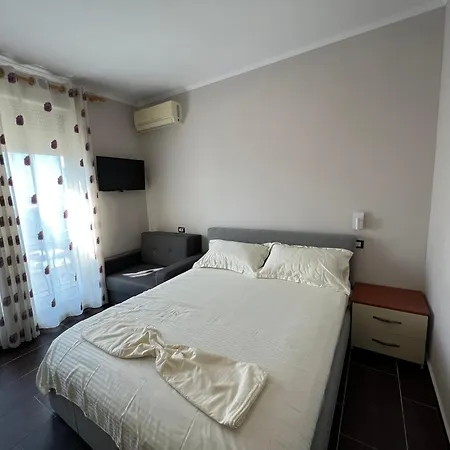 Waveside Getaway * Durres