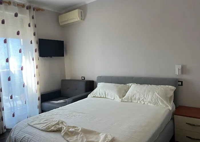 Waveside Getaway * Durrës