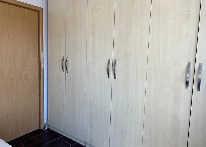 Waveside Getaway Durrës